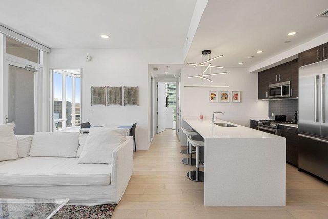 301 West Ave 1701, Austin, TX 78701