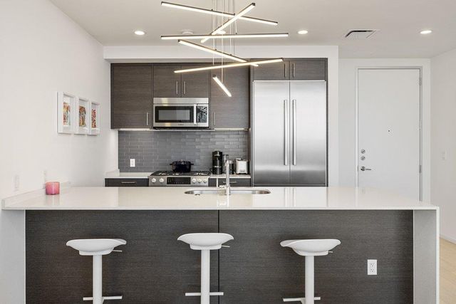 301 West Ave 1701, Austin, TX 78701