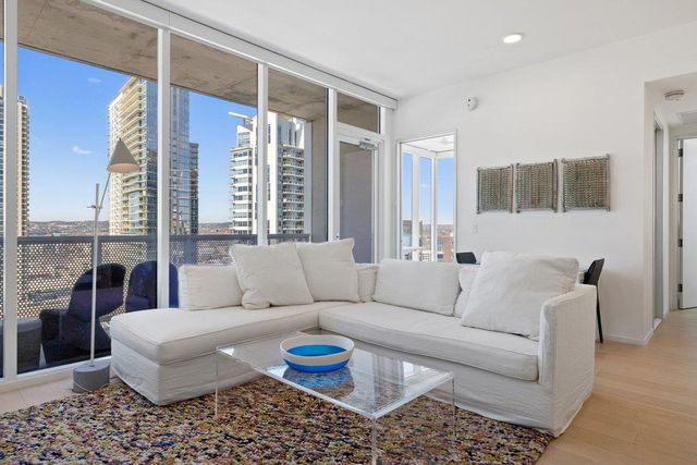 301 West Ave 1701, Austin, TX 78701