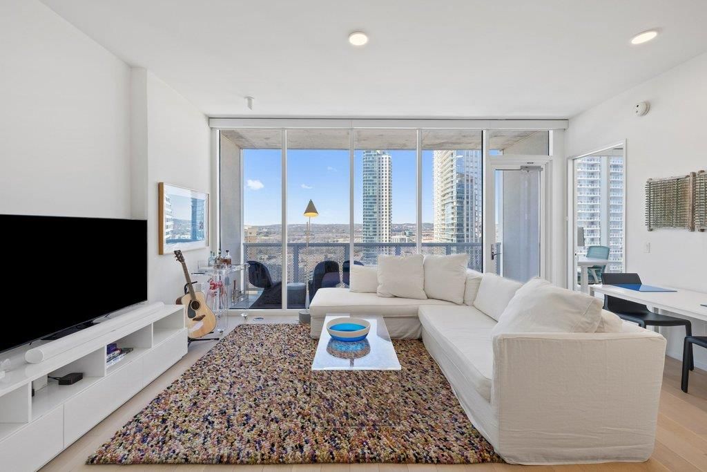 301 West Ave 1701, Austin, TX 78701