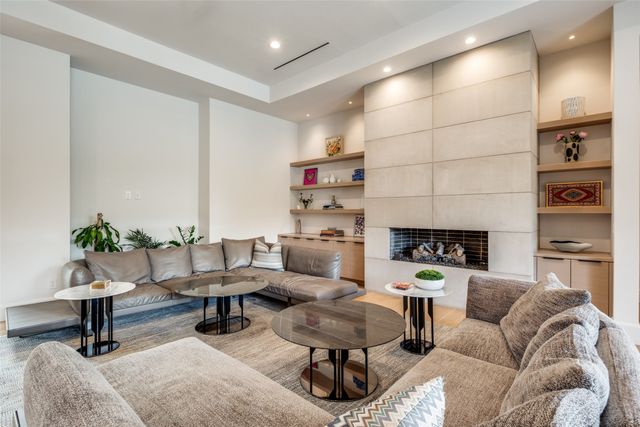 6246 Dykes Way, Dallas, TX 75230