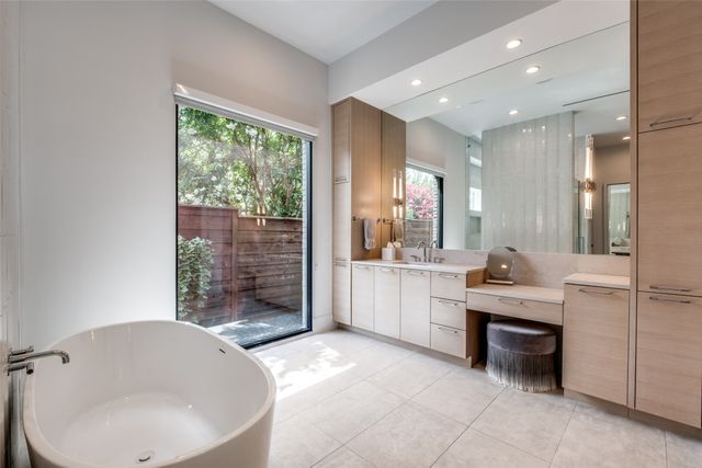 6246 Dykes Way, Dallas, TX 75230