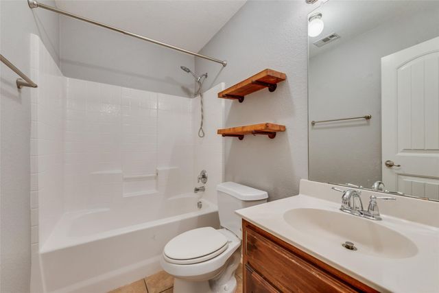 5160 Britton Ridge Lane, Fort Worth, TX 76179
