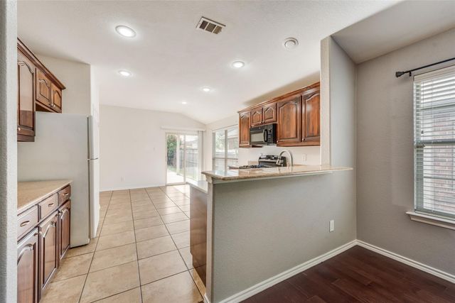5160 Britton Ridge Lane, Fort Worth, TX 76179