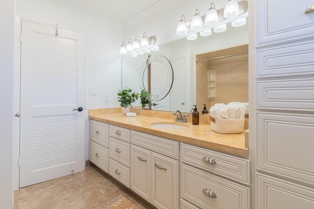 1211 Via Paraiso, Salinas, CA 93901