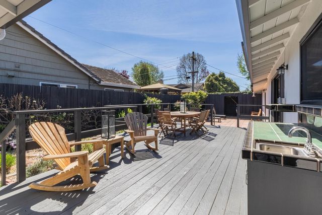 1211 Via Paraiso, Salinas, CA 93901