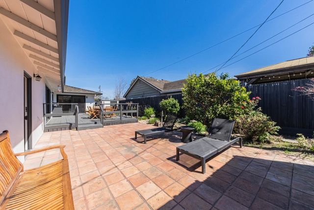 1211 Via Paraiso, Salinas, CA 93901