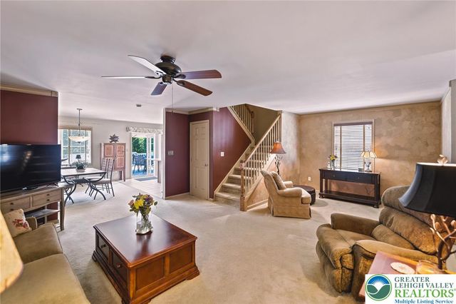 1283 Mohr Circle, Lower Macungie Twp, PA 18062