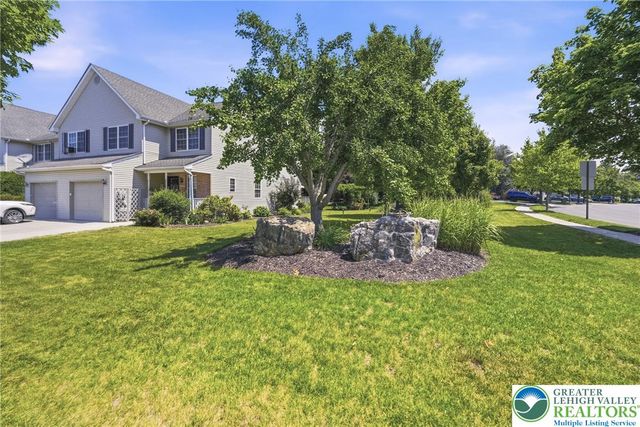 1283 Mohr Circle, Lower Macungie Twp, PA 18062