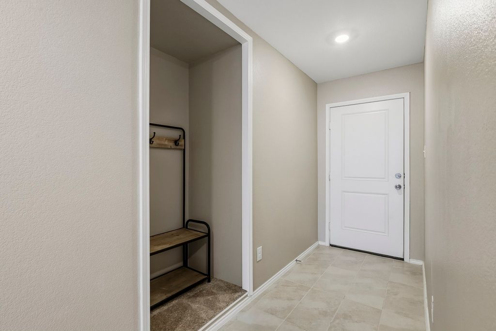 2901 Questa Street, Fort Worth, TX 76119 — photo 4