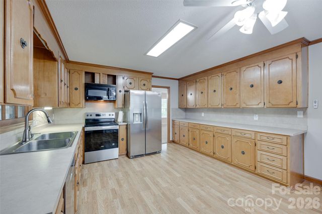 1003 Chesterfield Avenue, Lancaster, SC 29720