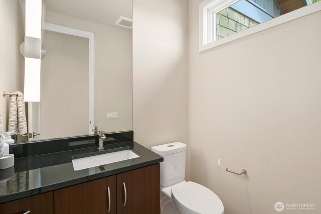 1311 Palm Ave SW, Seattle, WA 98116