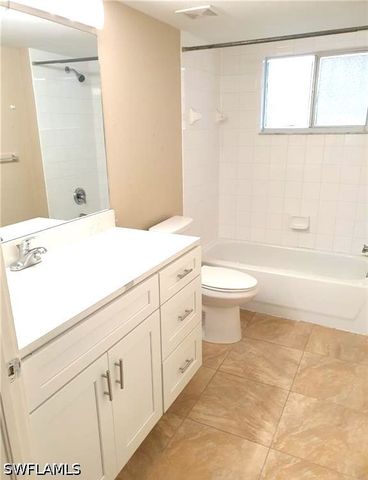 8298 Key Royal LN 424, Naples, FL 34119