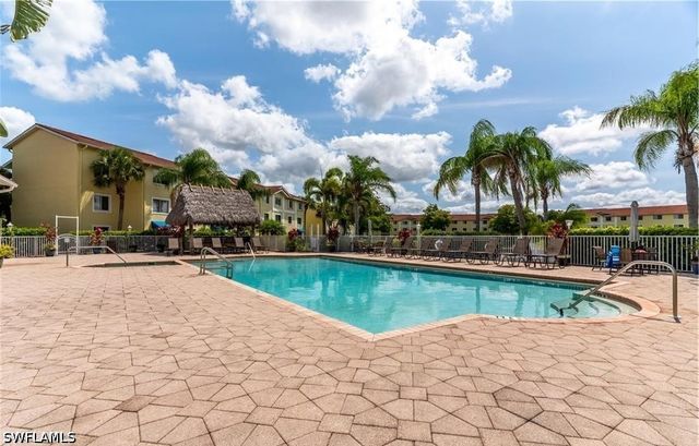 8298 Key Royal LN 424, Naples, FL 34119