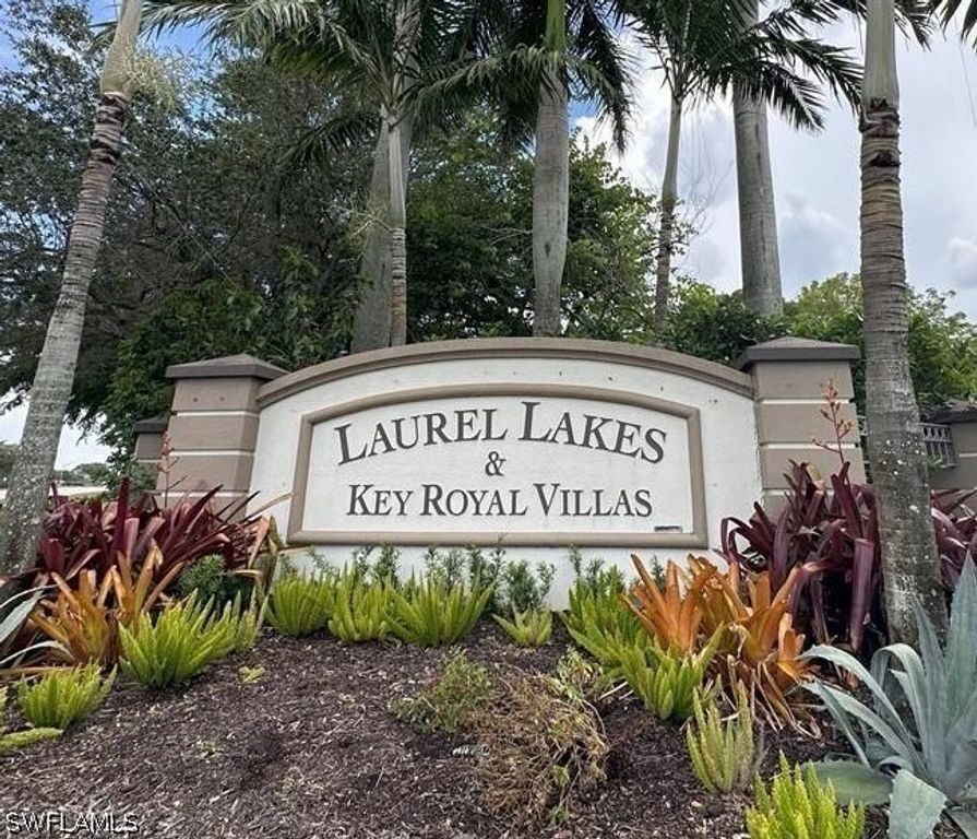 8298 Key Royal LN 424, Naples, FL 34119