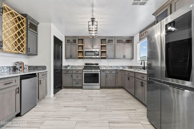 4900 W Calle Don Alfonso, Tucson, AZ 85757