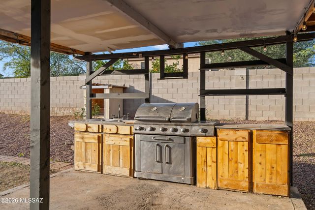 4900 W Calle Don Alfonso, Tucson, AZ 85757