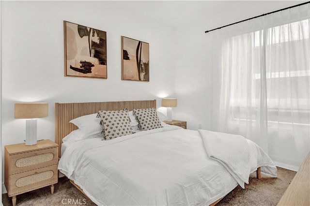 709 E Walnut Street 415, Pasadena, CA 91101