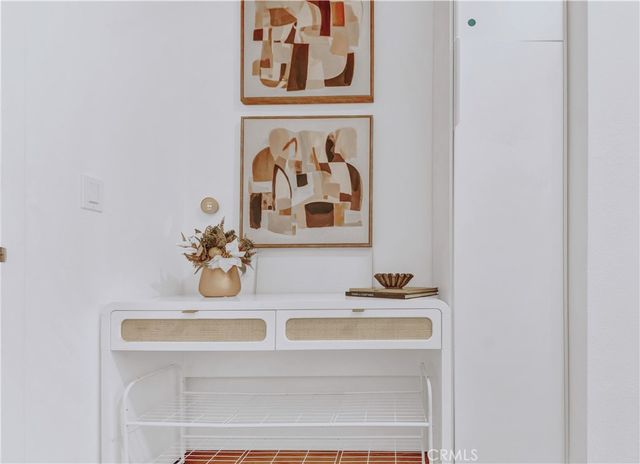 709 E Walnut Street 415, Pasadena, CA 91101
