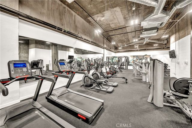 709 E Walnut Street 415, Pasadena, CA 91101