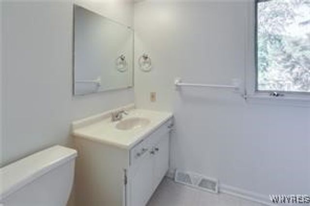 294 Little Robin Road, Amherst, NY 14228