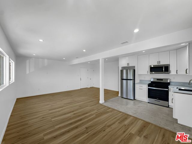 1100 S Inglewood Avenue, Inglewood, CA 90301