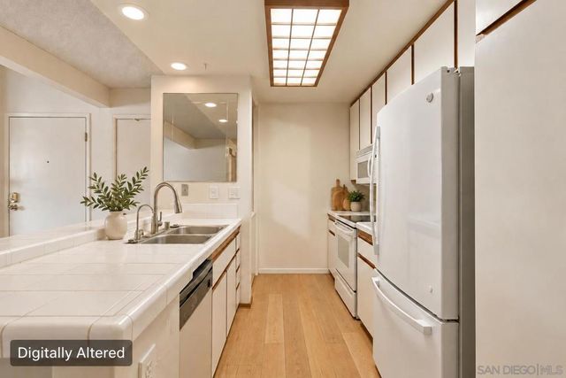 9169 Village Glen 256, San Diego, CA 92123