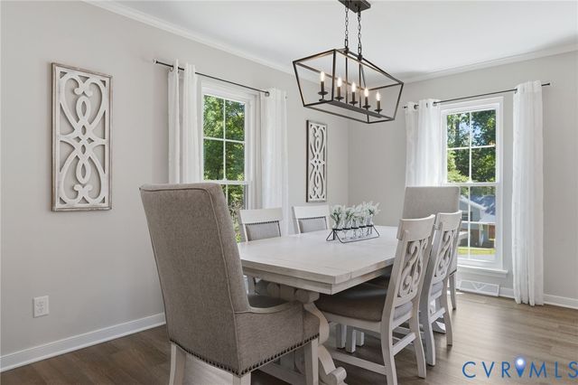 8224 Halstead Rd, Chesterfield, VA 23235