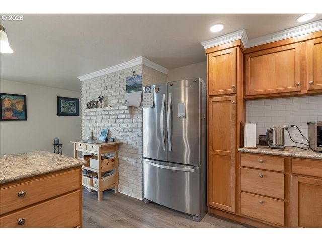 1490 ACACIA Ave, Eugene, OR 97408