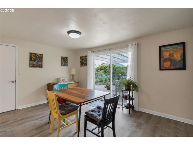1490 ACACIA Ave, Eugene, OR 97408
