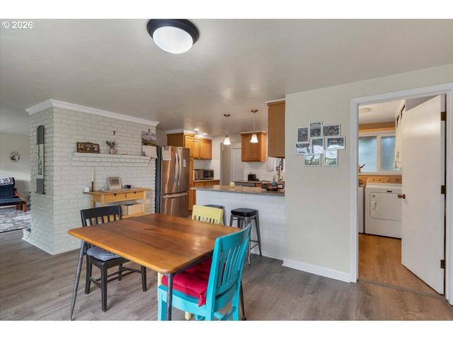 1490 ACACIA Ave, Eugene, OR 97408
