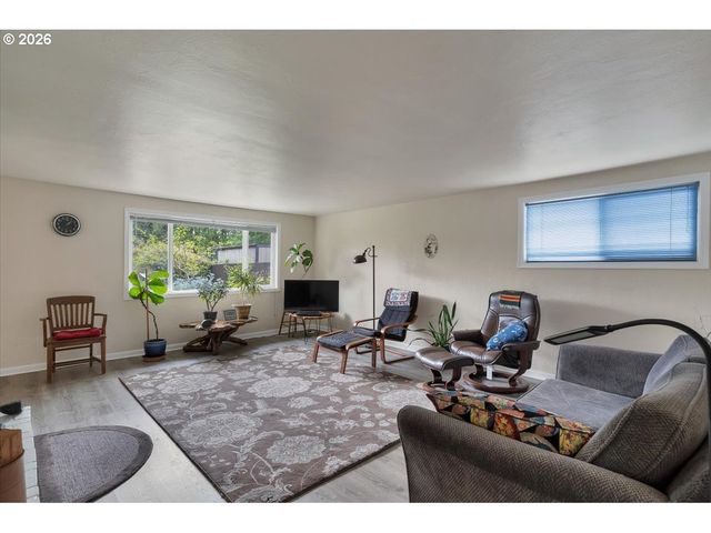 1490 ACACIA Ave, Eugene, OR 97408