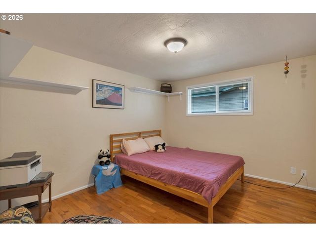 1490 ACACIA Ave, Eugene, OR 97408