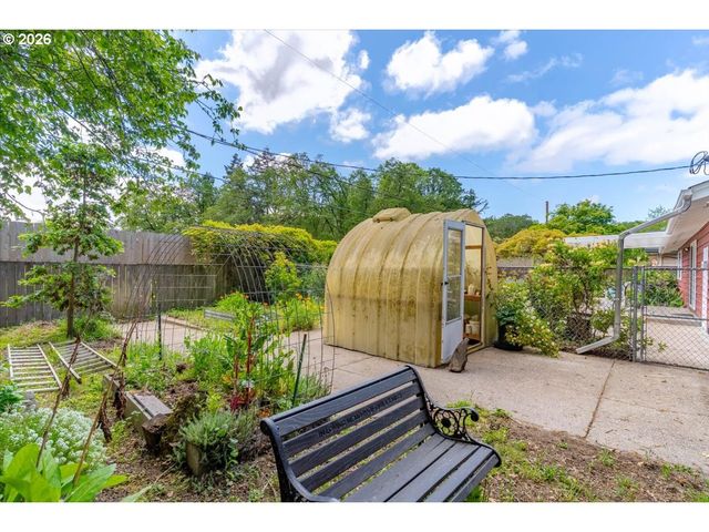 1490 ACACIA Ave, Eugene, OR 97408