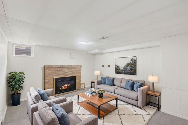 2312 Mount View Avenue, Minneapolis, MN 55405