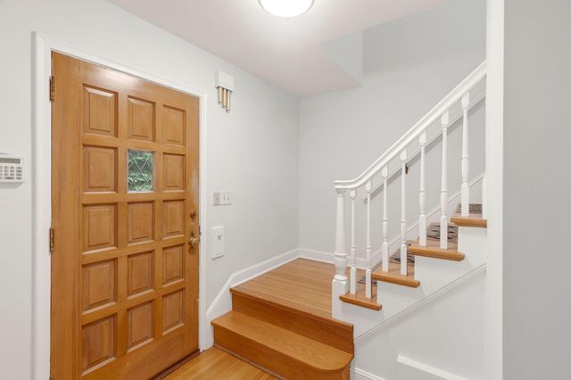 2312 Mount View Avenue, Minneapolis, MN 55405