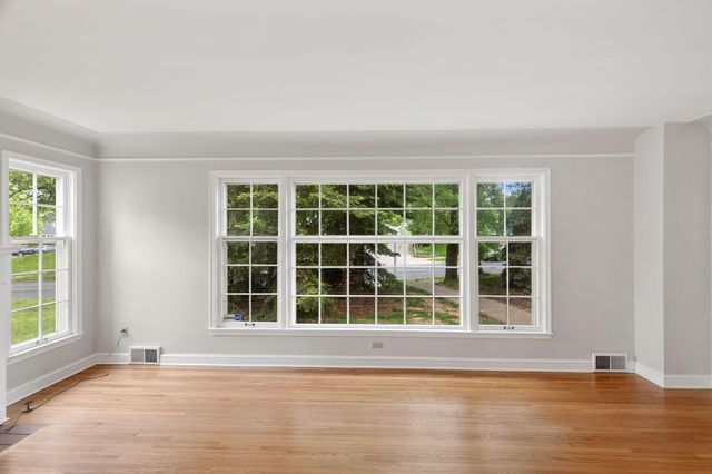 2312 Mount View Avenue, Minneapolis, MN 55405