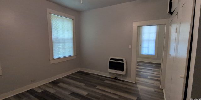 816 E Carson St, San Antonio, TX 78208