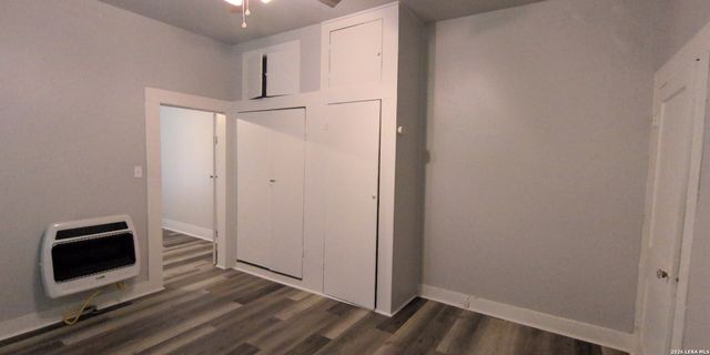 816 E Carson St, San Antonio, TX 78208