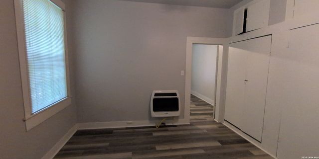 816 E Carson St, San Antonio, TX 78208