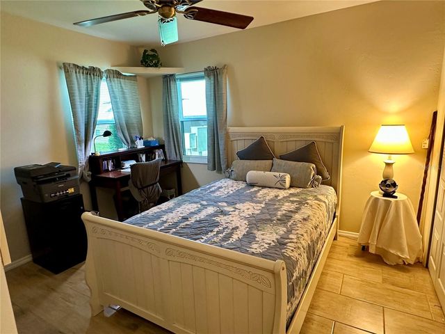 225 PINE BLUFF AVENUE 560, Deland, FL 32724