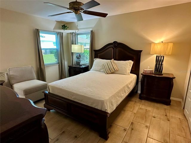 225 PINE BLUFF AVENUE 560, Deland, FL 32724