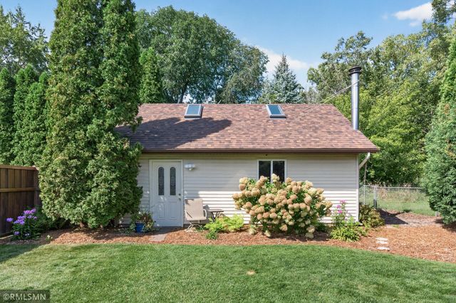 1905 Garden Lane, White Bear Lake, MN 55110