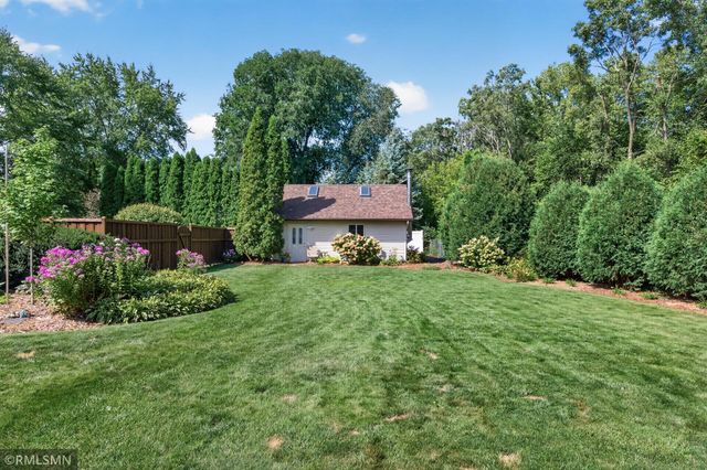 1905 Garden Lane, White Bear Lake, MN 55110