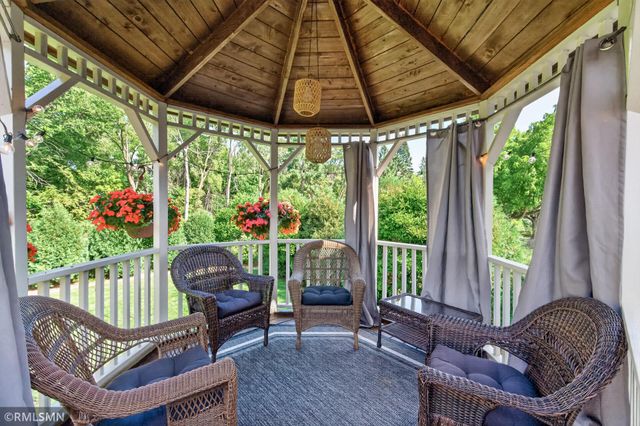1905 Garden Lane, White Bear Lake, MN 55110