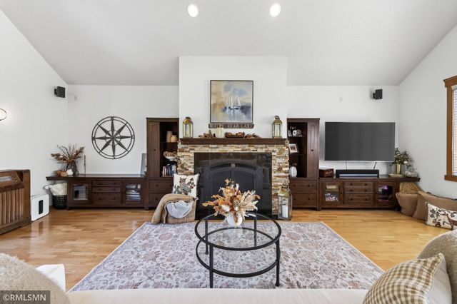 1905 Garden Lane, White Bear Lake, MN 55110