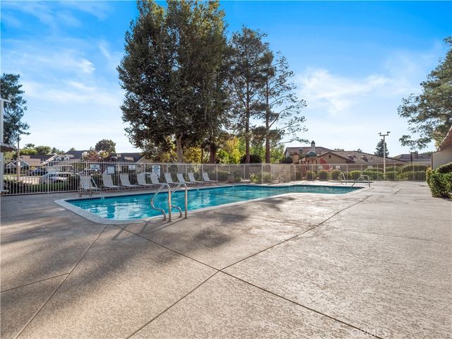 25819 El Gato Place, Valencia, CA 91355