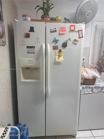 16701 NE 13th Ave 214, North Miami Beach, FL 33162