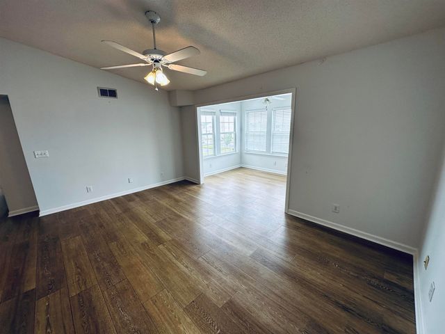 2273 Huntingdon Dr Apt J, Surfside Beach, SC 29575