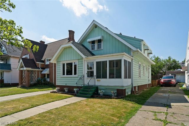5601 Archmere Avenue, Cleveland, OH 44144